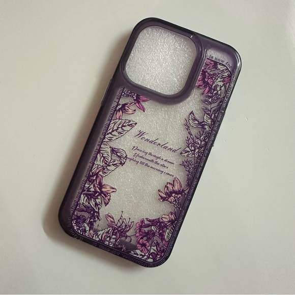 * Free with Purchase * NWT iPhone 14 Pro Purple Floral Phone Case - Picture 1 of 8